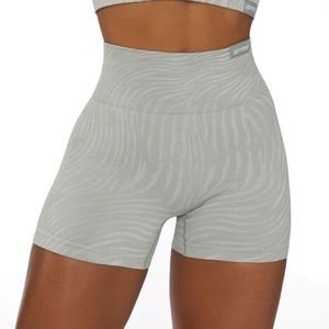 BO+TEE Hit The High Seamless Workout Shorts